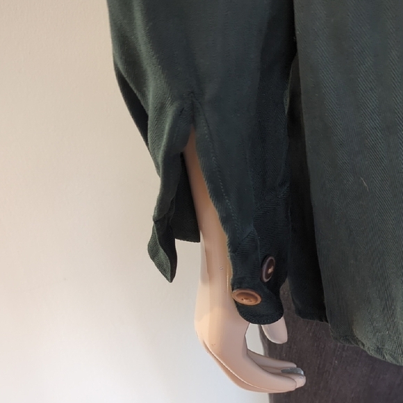 Green Blouse with Relaxed Fit and Shawl Collar 90s - Picture 10 of 16